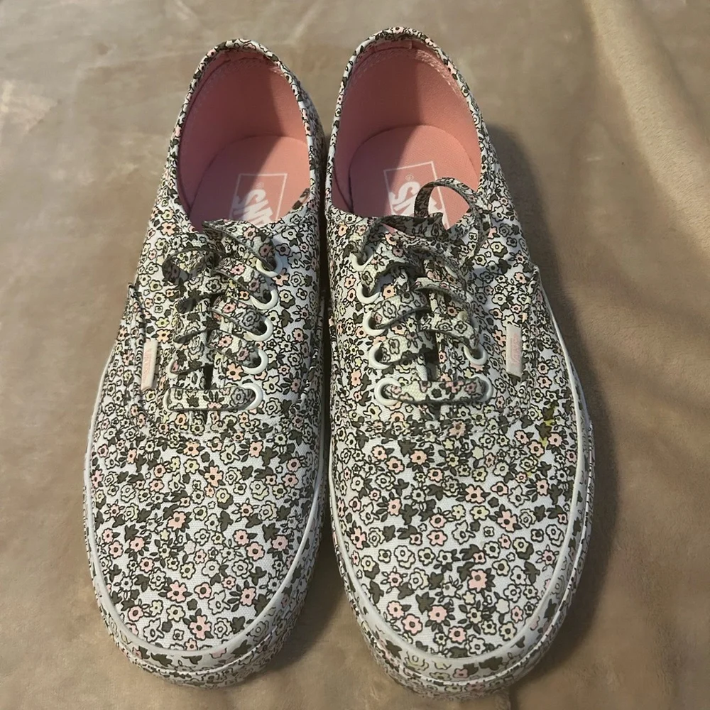 Vans Women's Mono Floral Low-Top Sneakers - Picture 2 of 8